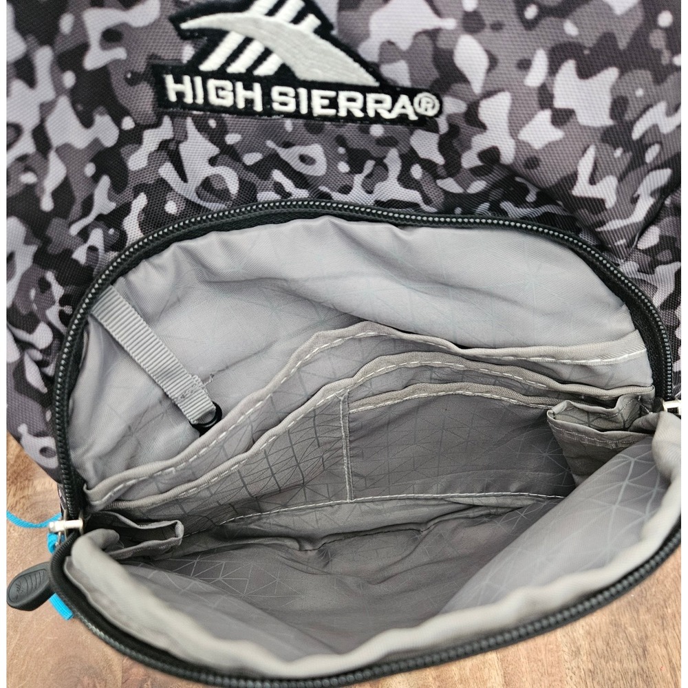 High Sierra RipRap Backpack Camo Adult Book Bag Padded Zip Pockets Travel School - Picture 6 of 9